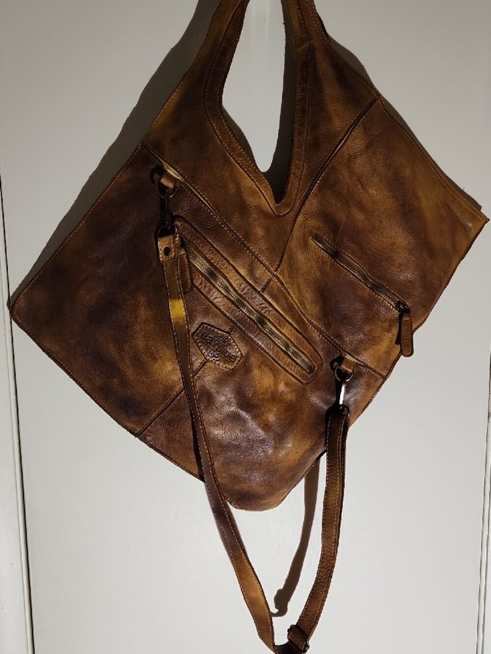 Bayside Women's Italian Brown Leather Shoulder Bag – Distressed Brown Crossbody - Picture 4 of 12